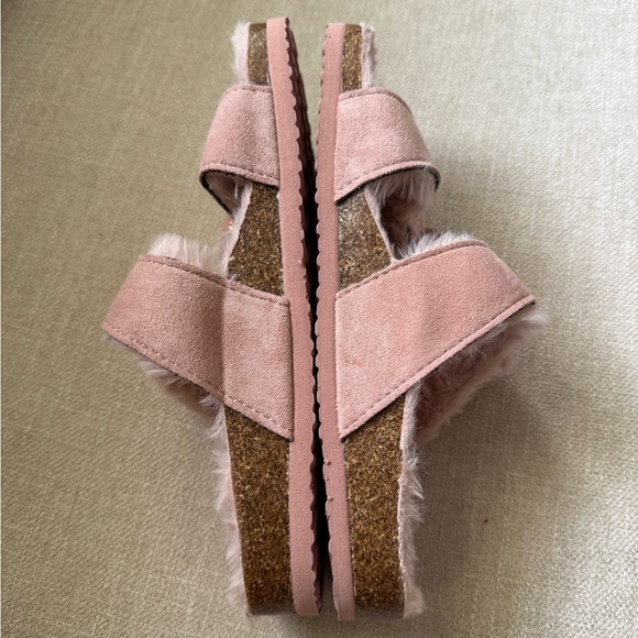 Madden Girl BUTTERFLY FUR Plush Sandals with Rose Gold Buckles Women Size 6.5 - Picture 6 of 15